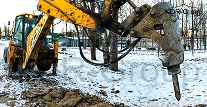 Аренда экскаватора погрузчика JCB 3CX с гидромолотом