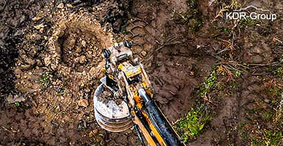 Бурение лунок под столбы